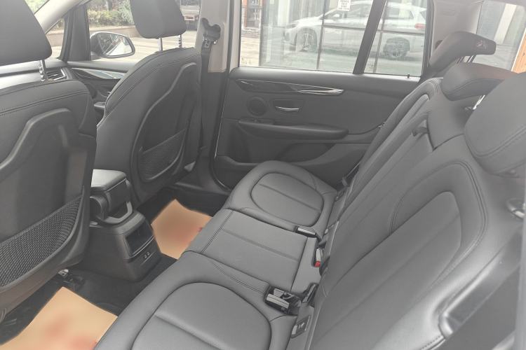 Used BMW 2 Series Gran Tourer 2019 220i Luxury Sports Package Interior 2