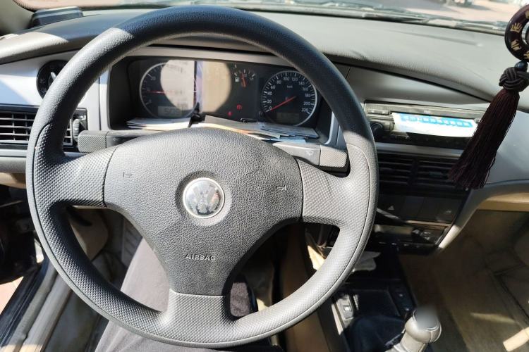 Used Volkswagen Santana Vista 2008 1.8L Manual Comfort Edition Steering Wheel
