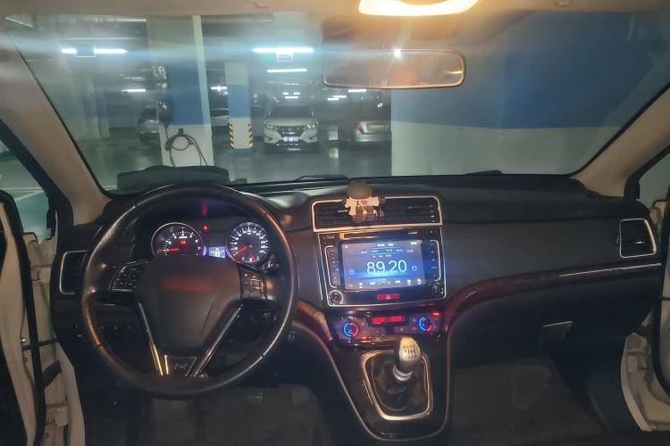 Used Haval H6 2014 Sport Version 1.5T Manual Two-Wheel Drive Elite Edition
