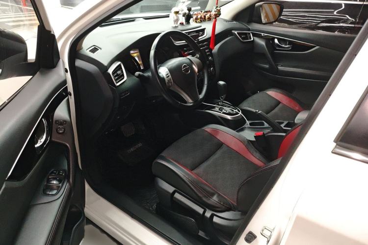 Used Nissan Qashqai 2016 2.0L CVT Luxury Edition
