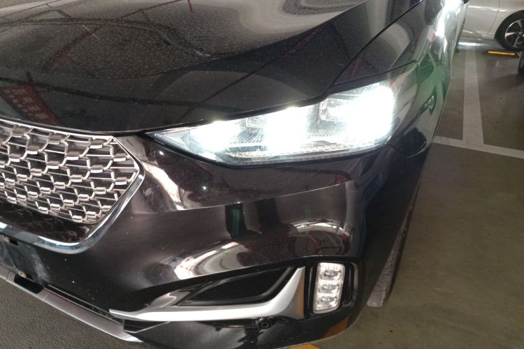 Used Wey VV6 2021 2.0T Two-Wheel Drive Smart Plus