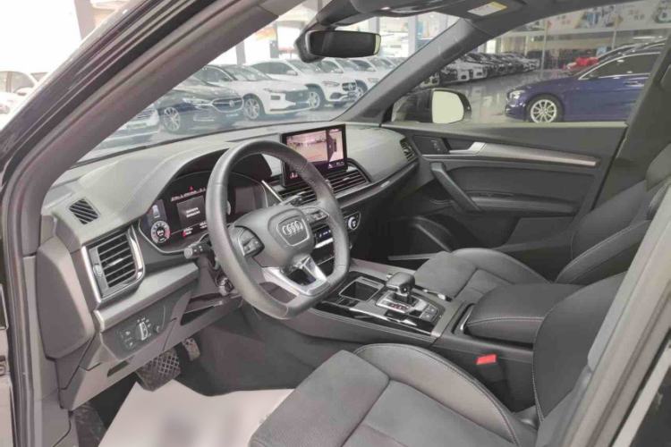 Used Audi Q5L Sportback 2022 45 TFSI Luxury Model Interior 3