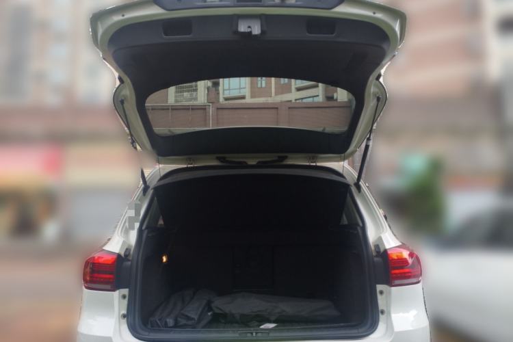 Used Volkswagen Tiguan L 2016 280TSI Automatic Two-Wheel Drive Silk Road Comfort Edition
