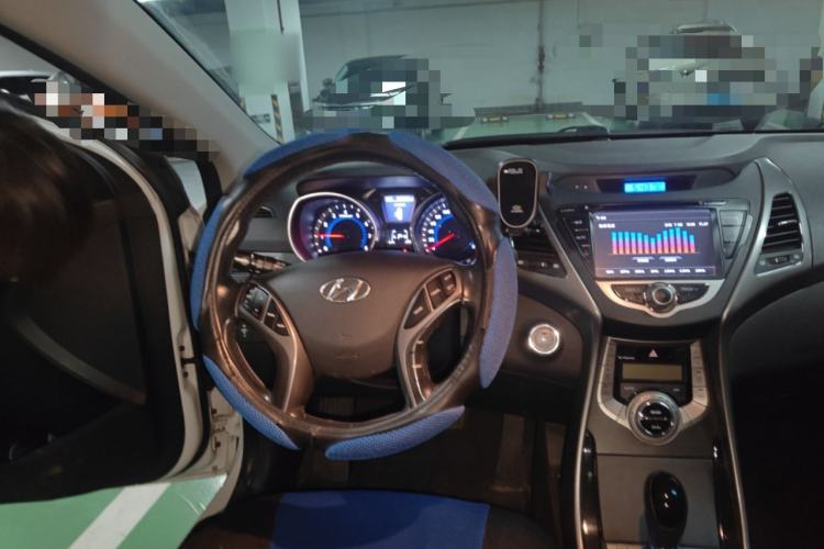 Used Hyundai Elantra (5th Generation / Langdong) 2012 1.6L Automatic Prestige Model Steering Wheel