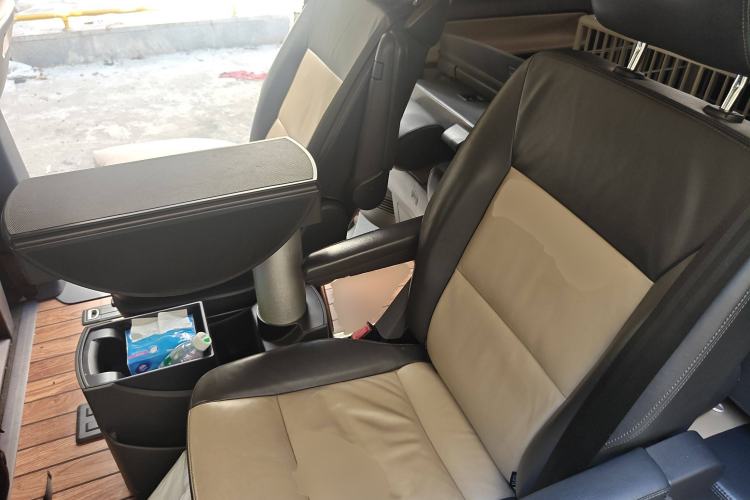 Used Volkswagen Multivan 2014 2.0 TSI Four-Wheel-Drive Executive Edition