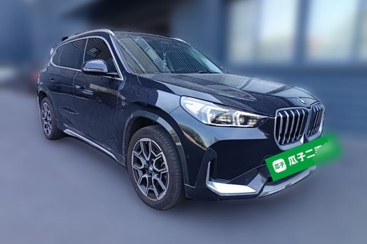 Used BMW X1 2024 sDrive25Li X Design Package Front Right 45 Deg