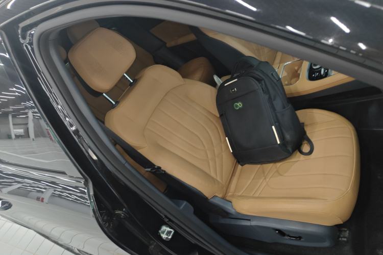 Used Geely Galaxy Xingjian 7 EM-i 2025 120km Exploration+ Version