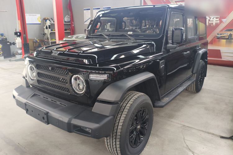 Used 212 T01 2024 2.0T Explorer