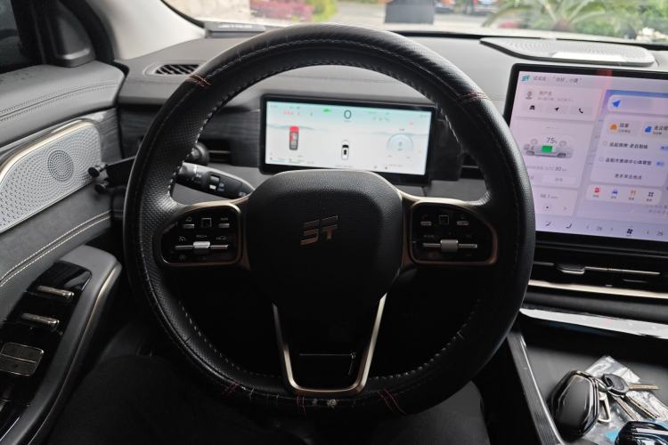 Used JETOUR Shanhai L9 2024 1.5TD 2DHT Max 7-Seater