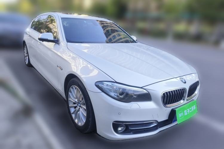 Used BMW 5 Series 2014 525Li Luxury Design Package
