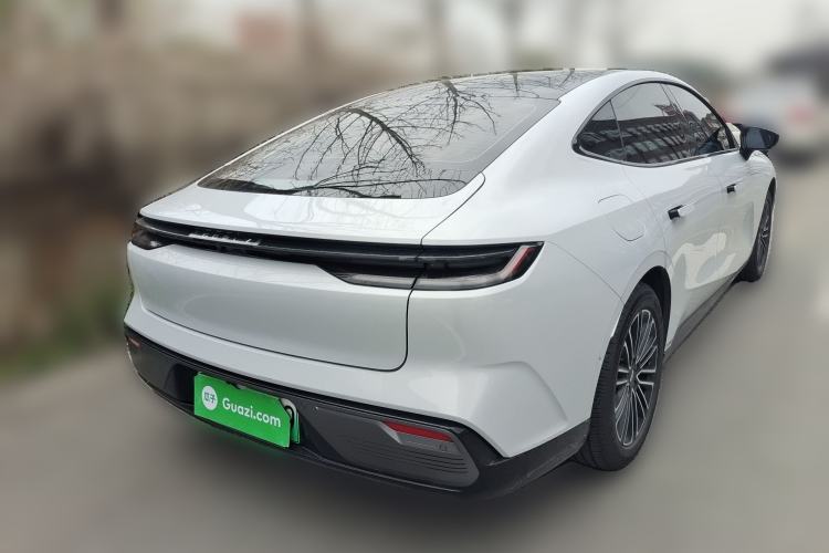 Used Geely Galaxy Galaxy 8 2025 130km EM-i Deluxe Edition