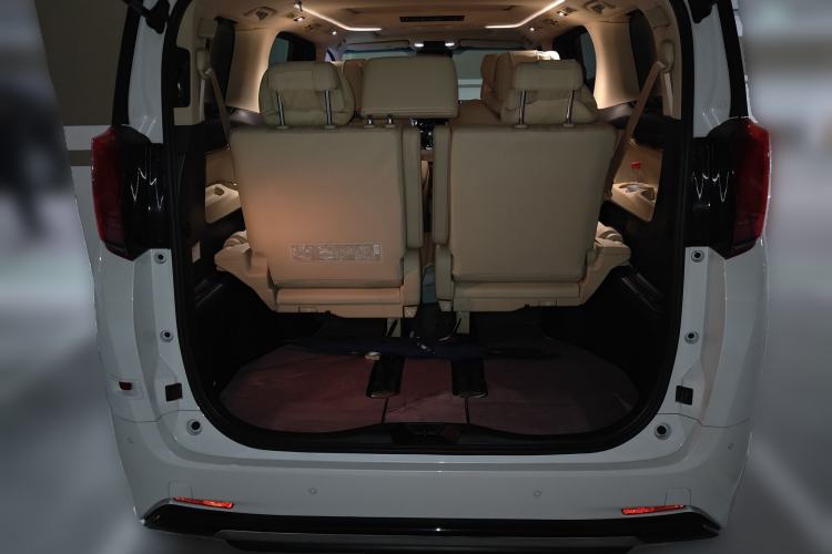 Used Toyota Alphard 2023 Dual-Motor 2.5L Premium Golden Edition