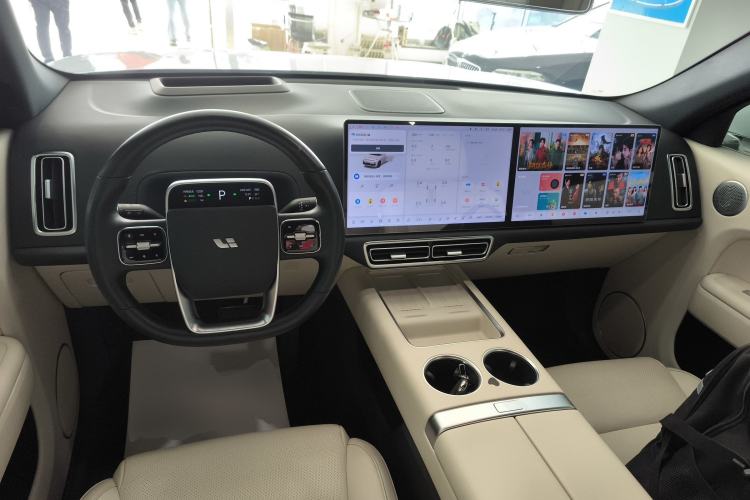 Used Li Auto L7 2024 Pro Model Center Console