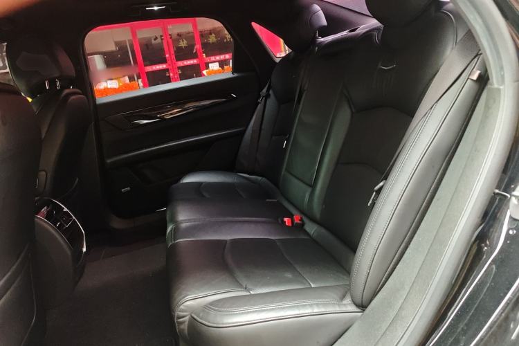 Used Cadillac CT6 2020 28T Luxury Version Left Rear Seat