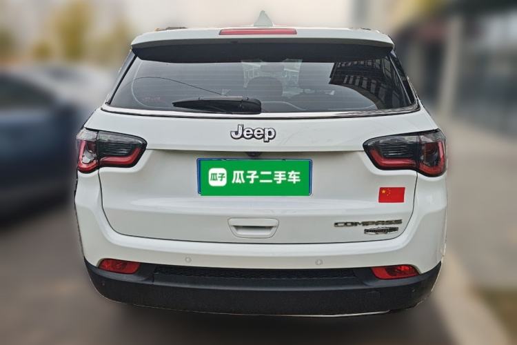 Used Jeep Compass 2017 200T Automatic Family Edition
