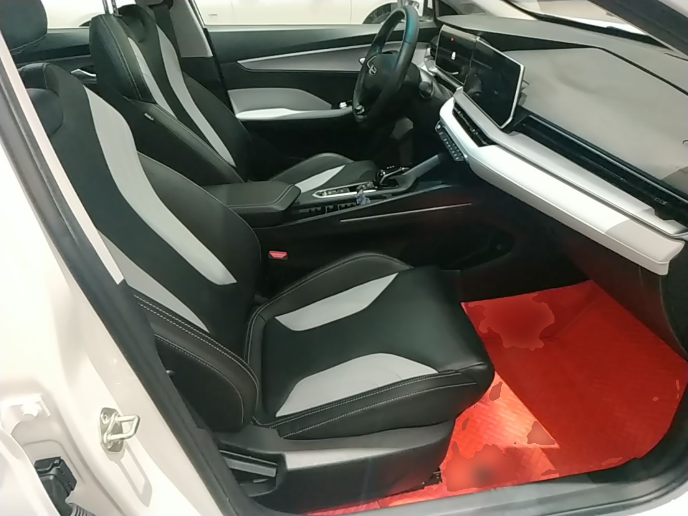 Geely Auto Binray 2024 Binrui COOL 1.5T DCT Champion Edition — снимка 19