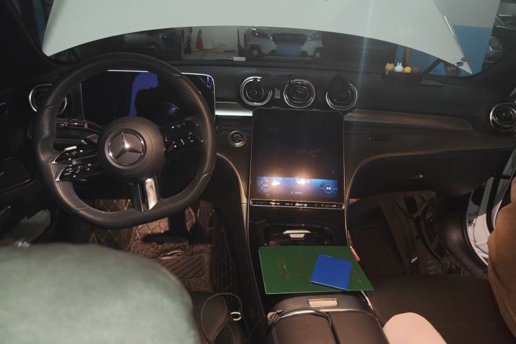 Used Mercedes-Benz C-Class 2022 Restyled C 260 L Sport Edition Center Console