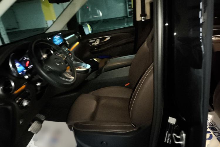 Used Mercedes-Benz V-Class 2022 V 260 L Long-wheelbase Luxury Edition Left Front Seat