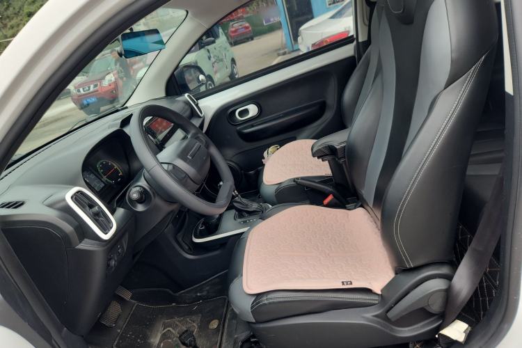 Used Roewe Clever 2022 311km QiQi BoBo Edition Left Front Seat