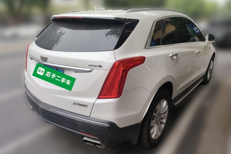 Used Cadillac XT5 2018 25T Tech Model Rear Right 45 Deg