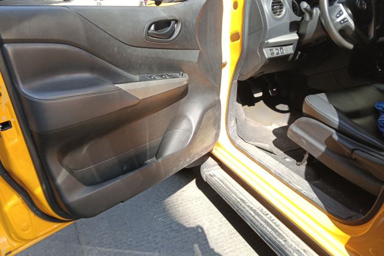 Used Dongfeng Palazzo 2021 1.8T Manual Two-Wheel Drive Elite Edition Driver Seat