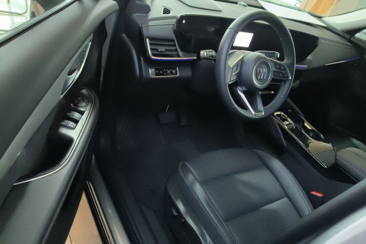 Used Buick Envision 2025 25T Entry-Grade Platinum Edition