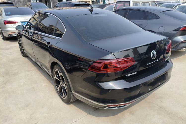 Used Volkswagen Magotan 2023 2 Million Units Commemorative Edition 330TSI DSG Luxury Version
