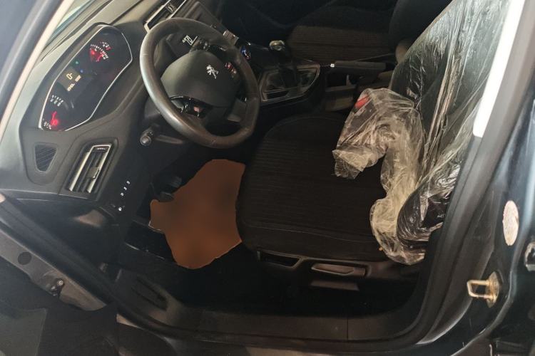 Used Peugeot 308 2016 1.6L Manual Fashion Edition Left Front Seat