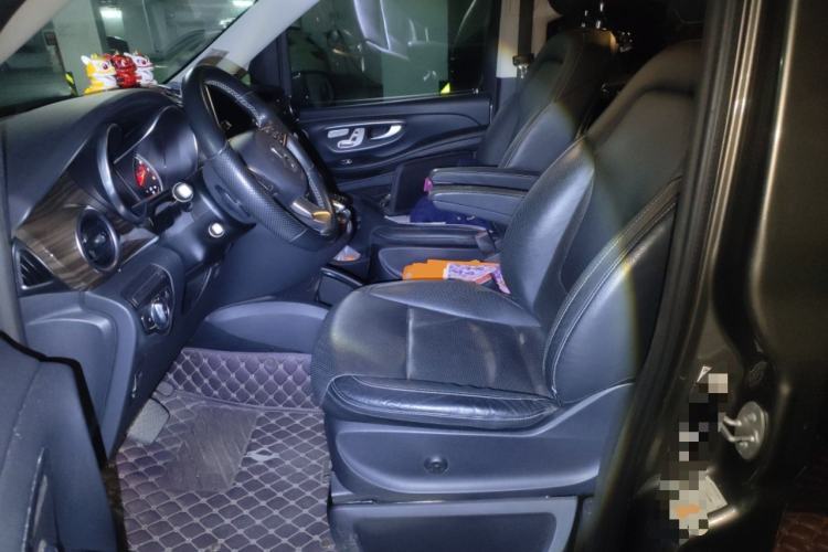 Used Mercedes-Benz V-Class 2017 V 260 Avantgarde Edition