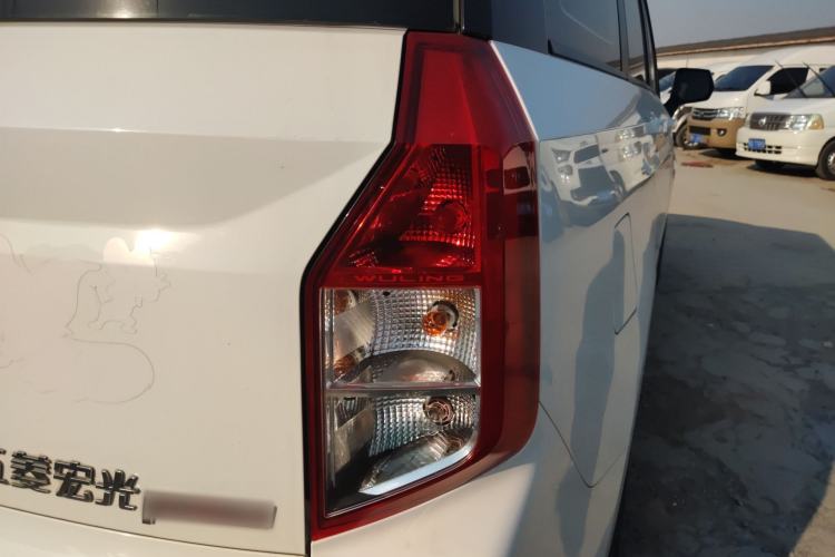 Used Wuling Hongguang PLUS 2019 1.5T Manual Luxury 7-Seater
