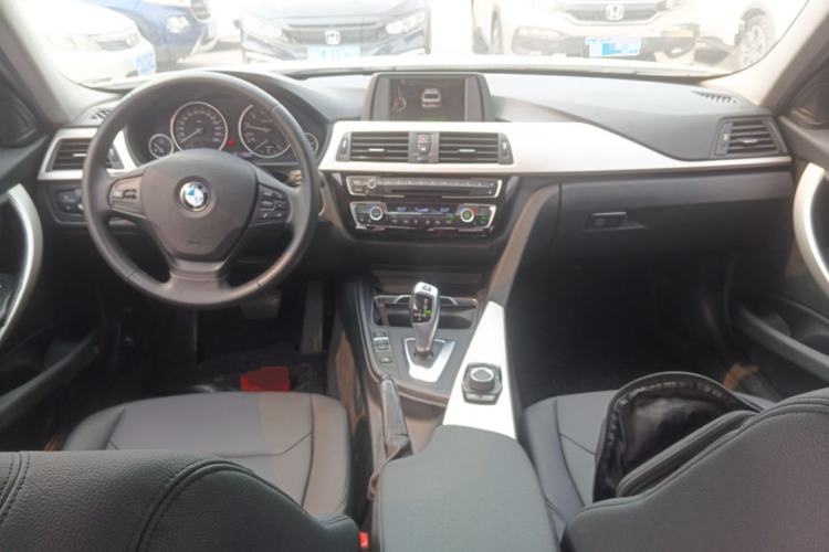 Used BMW 3 Series 2016 320Li Fashion Model
