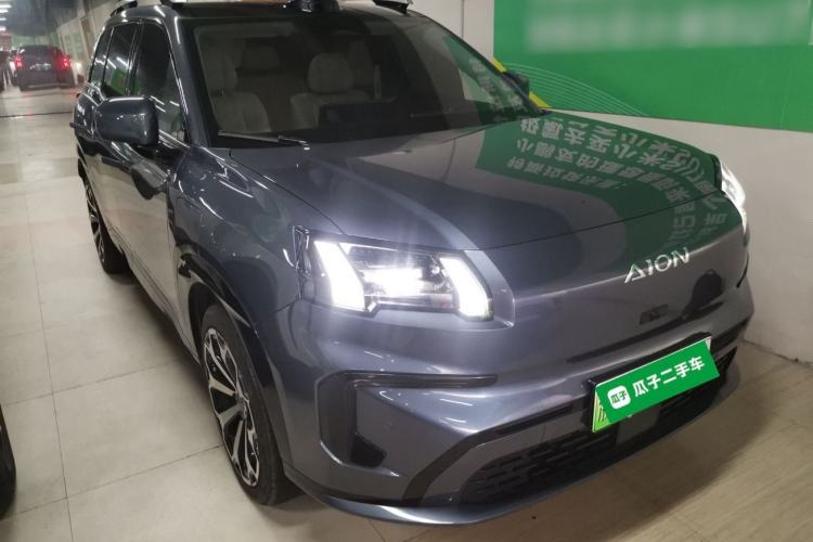 Used AION V 2024 Aion Tyrannosaurus 650 LiDAR Edition Front Right 45 Deg