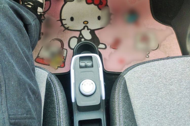 Used Chery New Energy QQ Ice Cream 2022 120km Conical Shape Lithium Iron Phosphate