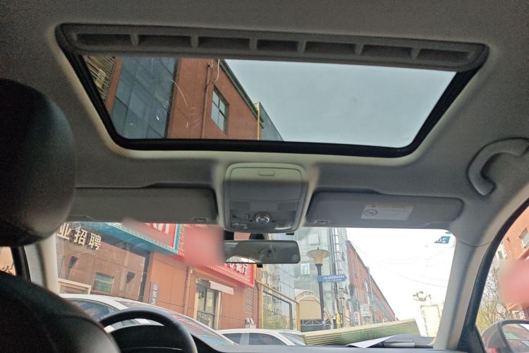 Used Volkswagen Passat 2016 330TSI DSG Luxury Edition Headliner