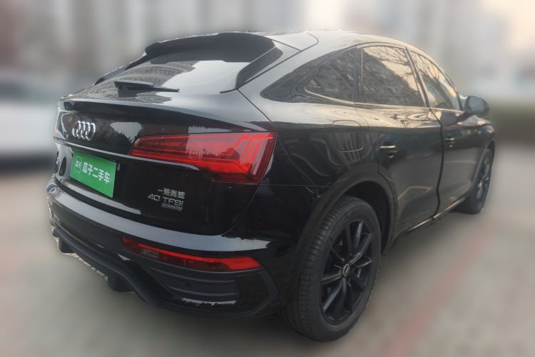 Used Audi Q5L Sportback 2021 40 TFSI Fashion Model Rear Right 45 Deg