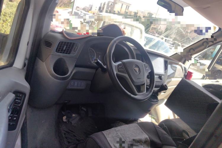 Used Foton Toano 2022 2.8T Manual Jixiang Van Long Wheelbase Ultra-High Roof Rear Dual Tires 3-Seater F2.8NS6B177L
