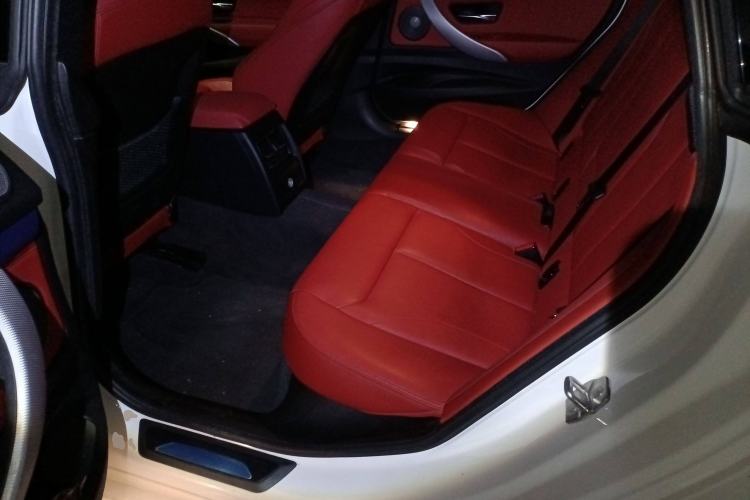 Used BMW 3 Series GT 2018 330i xDrive M Sport Edition
