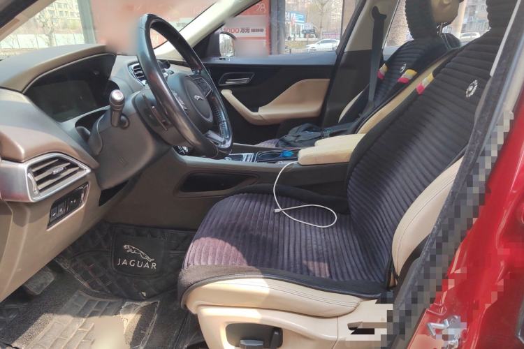 Used Jaguar F-PACE 2016 2.0T Two-Wheel-Drive R-Sport Sport Edition Left Front Seat