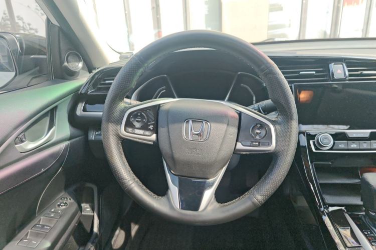 Used Honda Civic 2016 220TURBO CVT Luxury Edition Steering Wheel