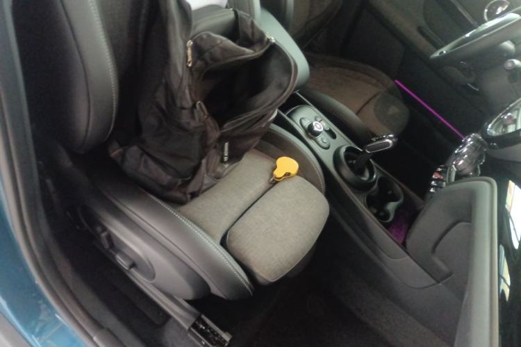 Used MINI Countryman 2019 1.5T COOPER ALL4 Classic Weekend Travel Edition Right Front Seat