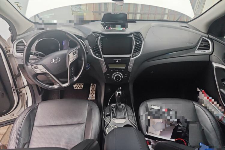 Used Hyundai Santa Fe 2013 2.4L Automatic Two-Wheel Drive Smart Version