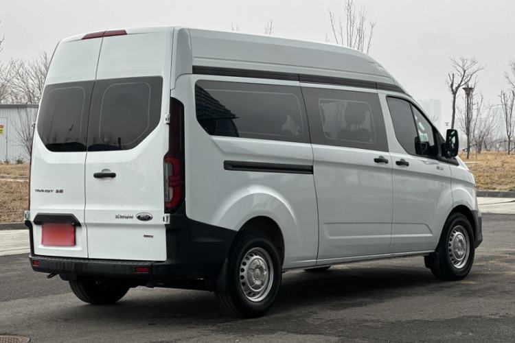 Used Ford Transit 2023 2.0T Diesel Manual Multifunction Commercial Vehicle Mid-axle Mid-roof 5/6 Seats