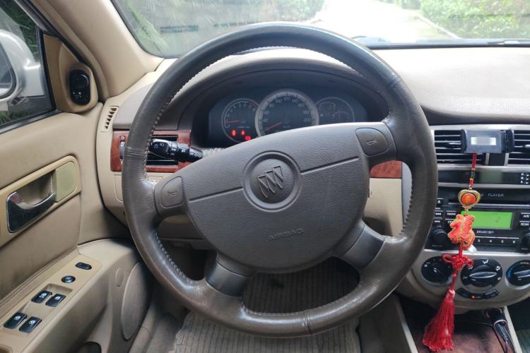 Used Buick Excelle 2005 Touring Version 1.8L Automatic Comfort Edition