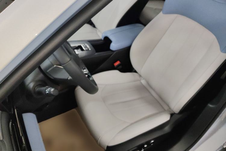 Used GAC Trumpchi EMPOW 2023 Shadow Leopard H Smart Hybrid Edition Left Front Seat