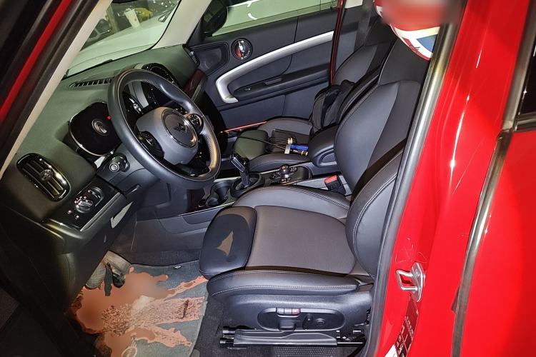 Used MINI Countryman 2021 1.5T COOPER ALL4 Connoisseur Left Front Seat