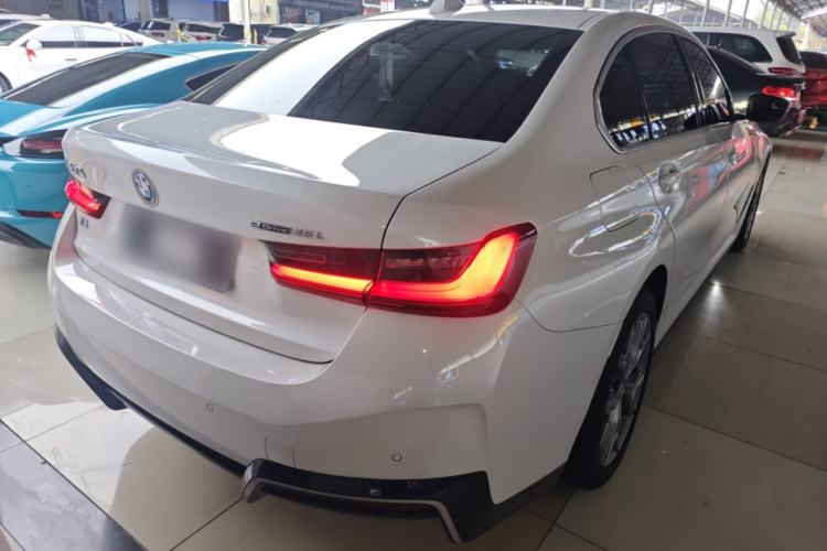 Used BMW i3 2022 eDrive 35 L
