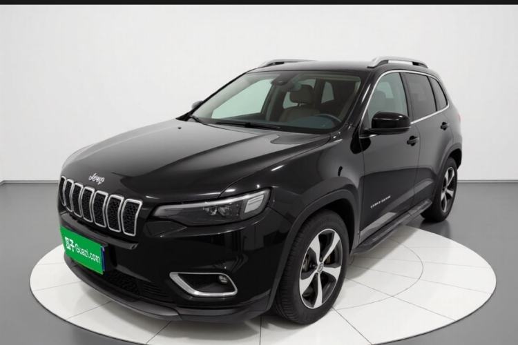 Used Jeep Cherokee 2019 2.0T 2WD Enjoyment Edition China V