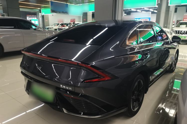 Used Wuling Xingguang 2023 150 Advanced Edition Rear Right 45 Deg