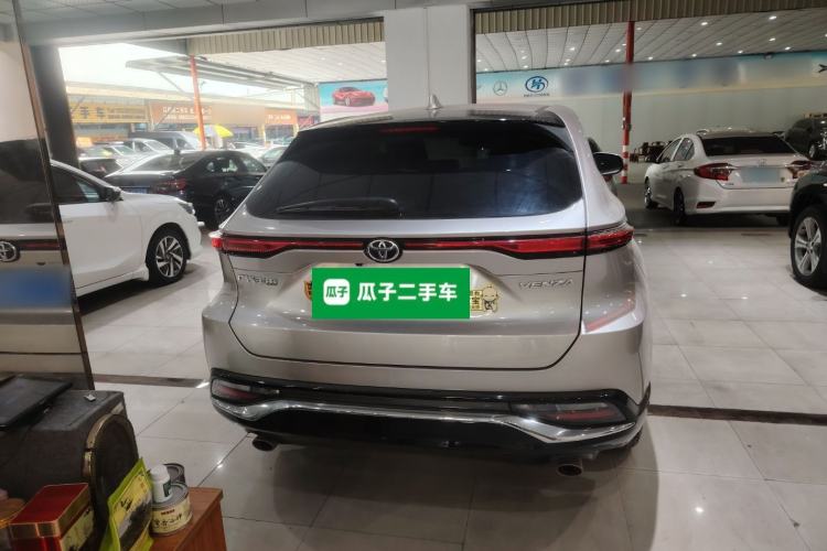 Used Toyota Venza 2023 2.0L CVT Two-Wheel Drive Luxury Edition