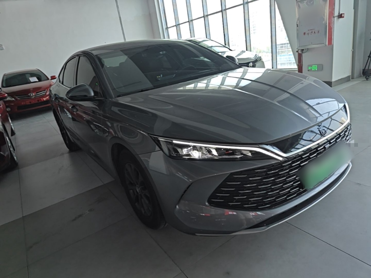 BYD Qin L 2024 DM-i 80KM Leading Model — снимка 3